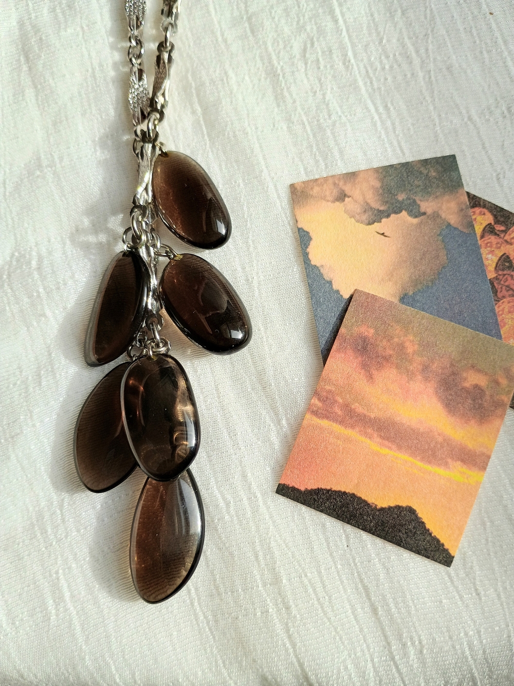 🏮 MCM FASHION 🏮 TRu VTG Silver Tone Articulating Lariat w Smoky Glass Pendants